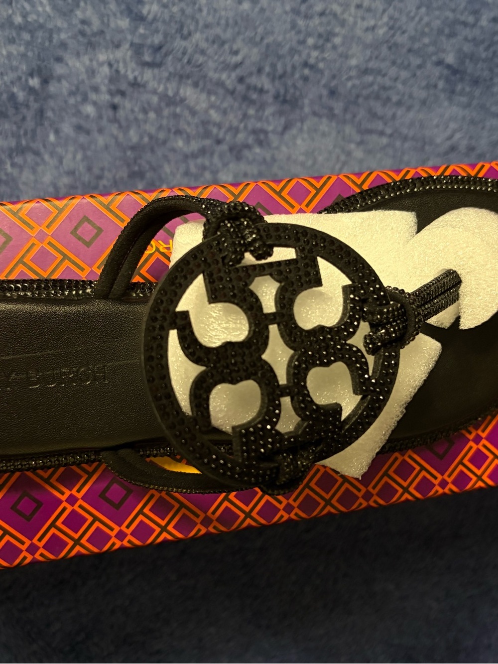 Tory Burch Black Miller Logo Thong Sandals with Beaded Emblem - Picture 5 of 7